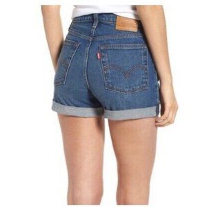 NWT Levi’s Wedgie Cuffed Shorts 24 MSRP $69